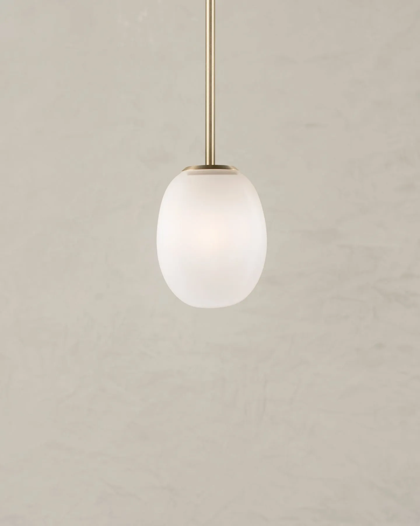 Lacuna Oval Pendant - Small