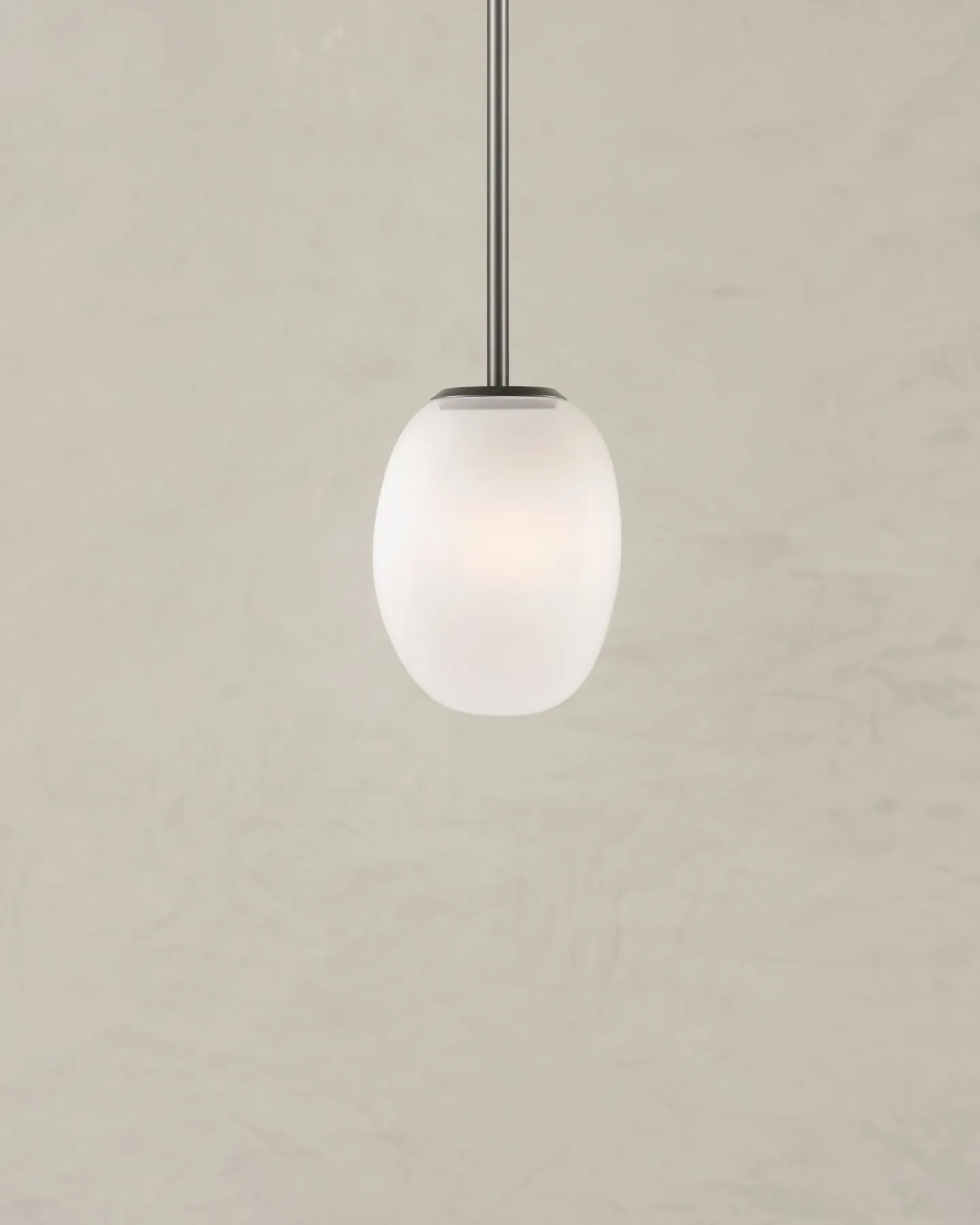 Lacuna Oval Pendant - Small
