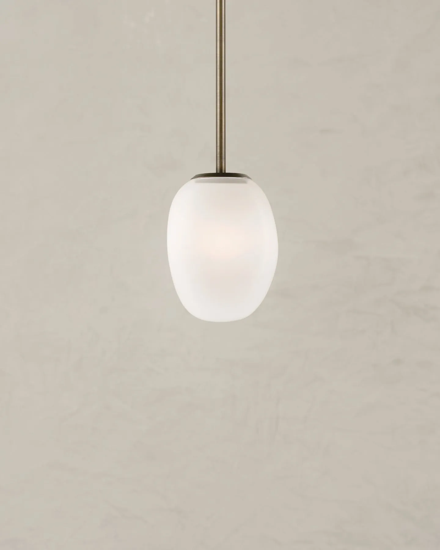 Lacuna Oval Pendant - Small